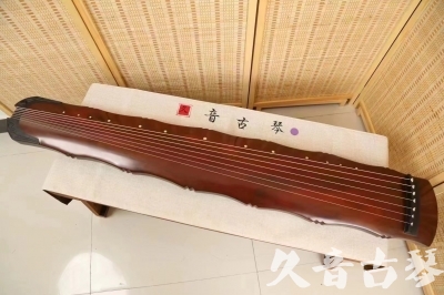 安顺市●久音古琴  ●典藏系列  20240509[红洒金竹节]